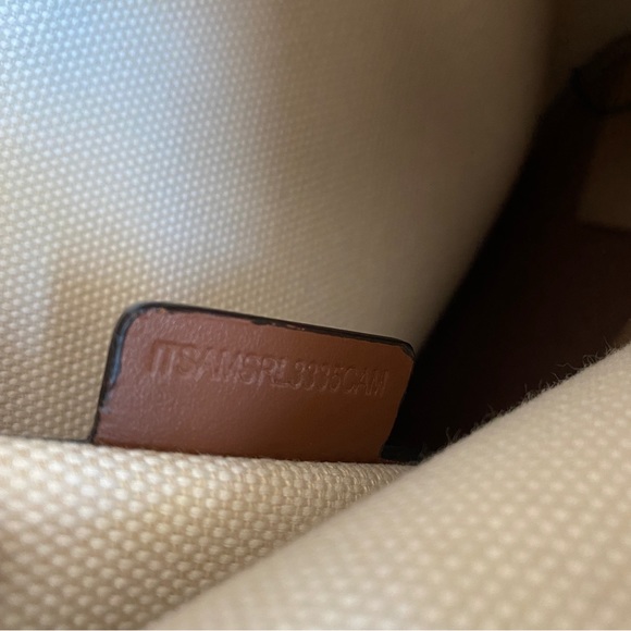 Burberry Logo Graphic Canvas Bucket Bag - Picture 12 of 14